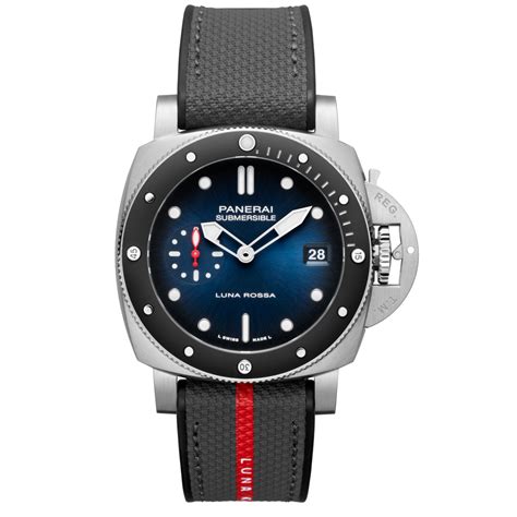 Panerai Submersible Luna Rossa PAM 1565 42mm Automatic